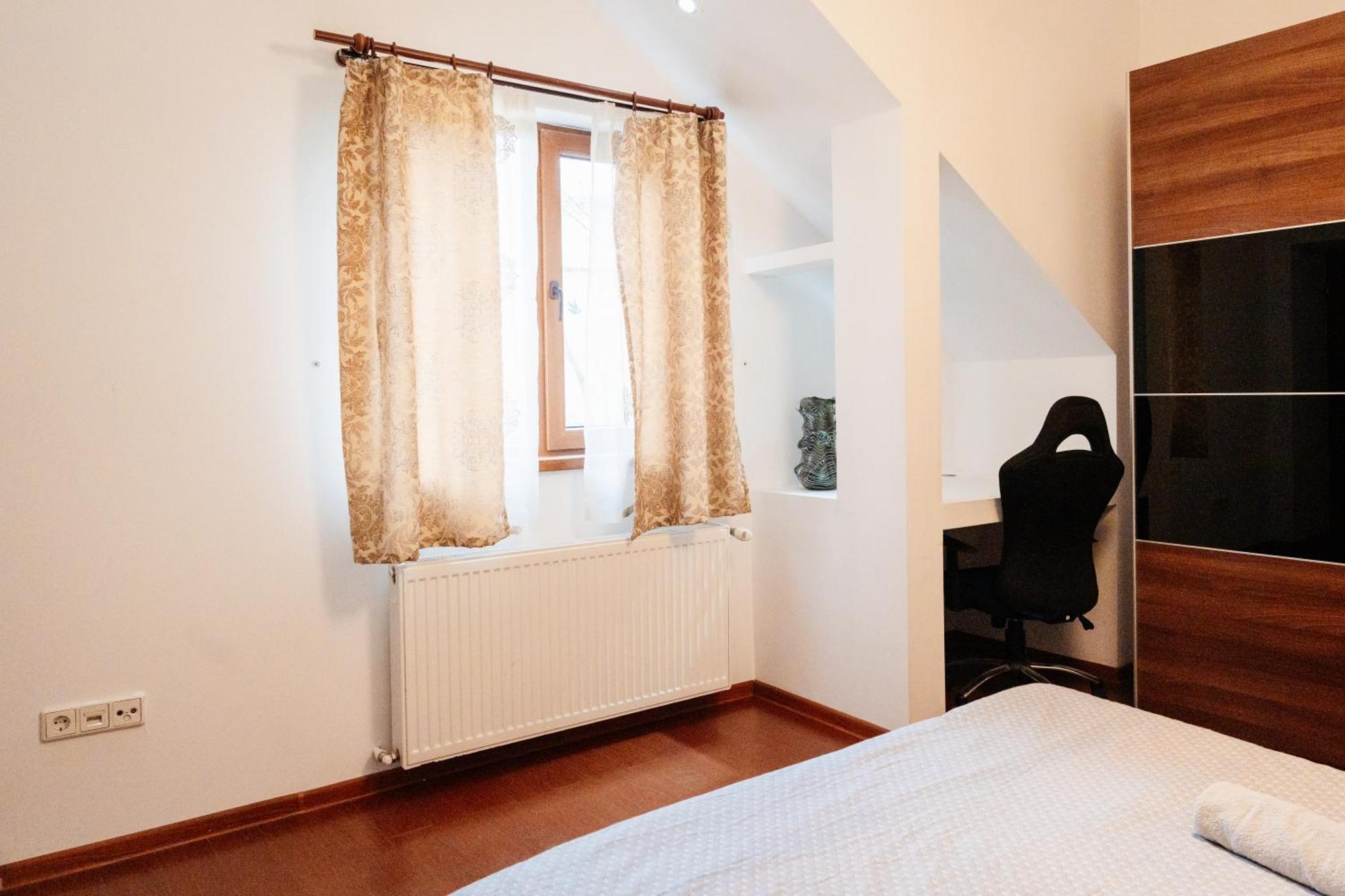 Maan Central Apartment Pet Friendly Location Brašov Exteriér fotografie